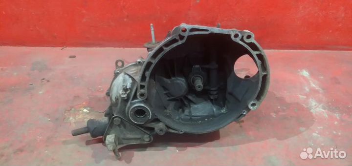 Приора коробка МКПП 2 болта подшипники под замену