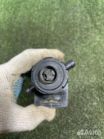 Клапан вентиляции бака Mercedes-Benz E-Класс, W210