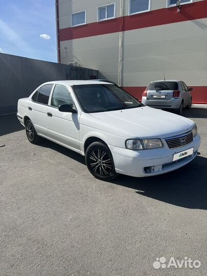 Nissan Sunny, 2000