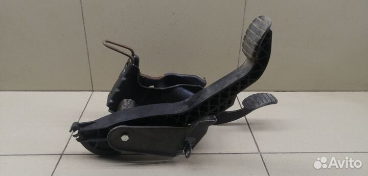Блок педалей Sandero 2009-2014