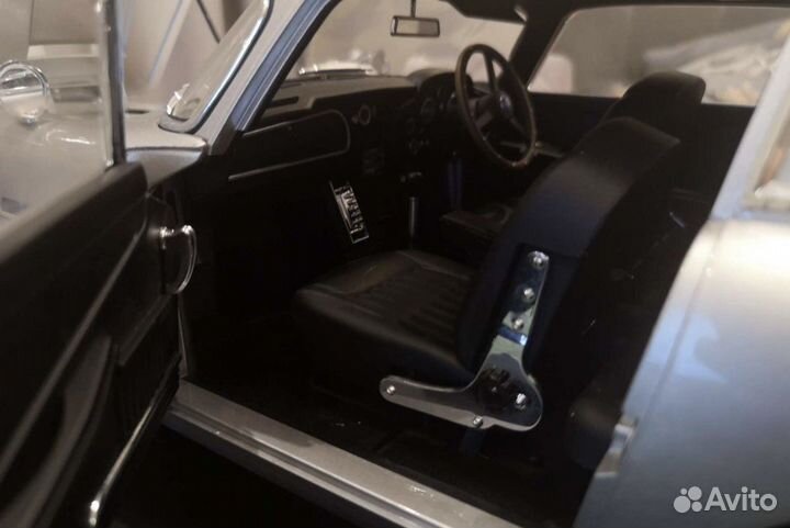 Aston martin db5 модель