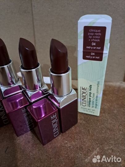 Помада для губ 04 red. Clinique