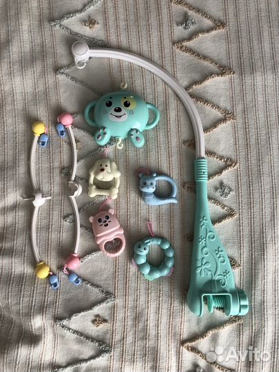 Мобиль музыкальный в кроватку