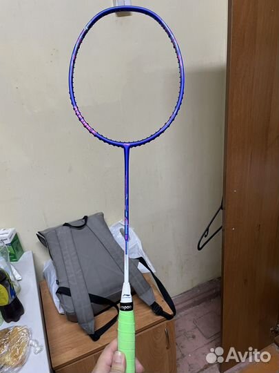 Ракетка для бадминтона