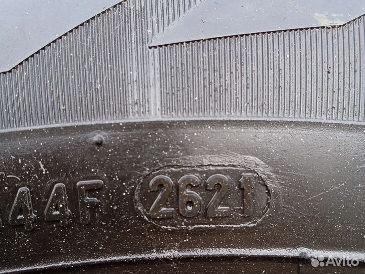 Pirelli Formula Ice 205/65 R16 99T