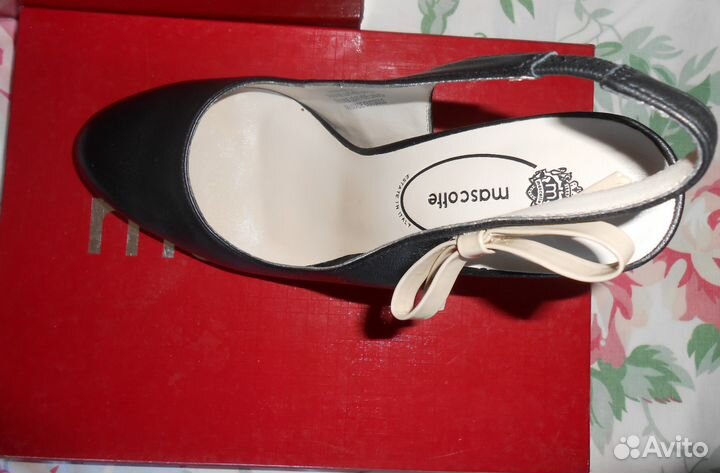 Продам кожаные туфли