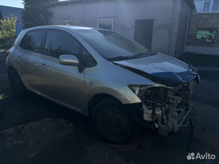 По запчастям Toyota Auris 1,6л ркпп