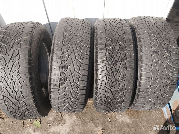 Gislaved NordFrost 100 235/65 R17 T
