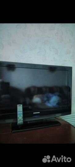 ЖК телевизор Samsung