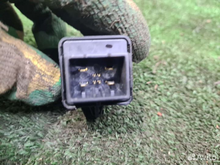 Реле стоп сигнала Hyundai-KIA 952402W100