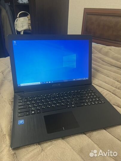 Ноутбук asus