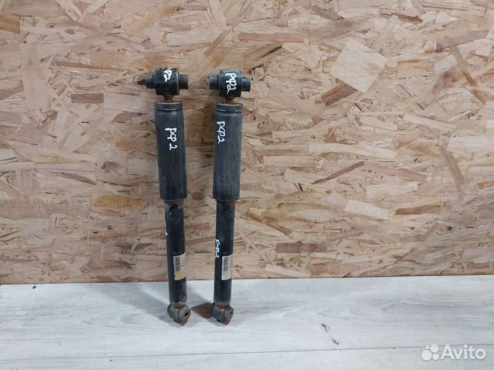 Амортизаторы задние Renault Fluence Megan 3