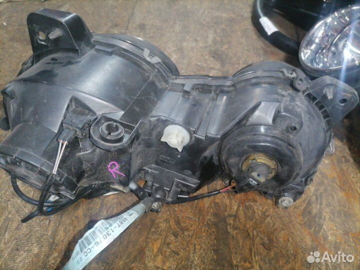 Фара передняя правая Jaguar S-Type 2002