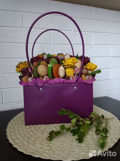 Букет из сухофруктов