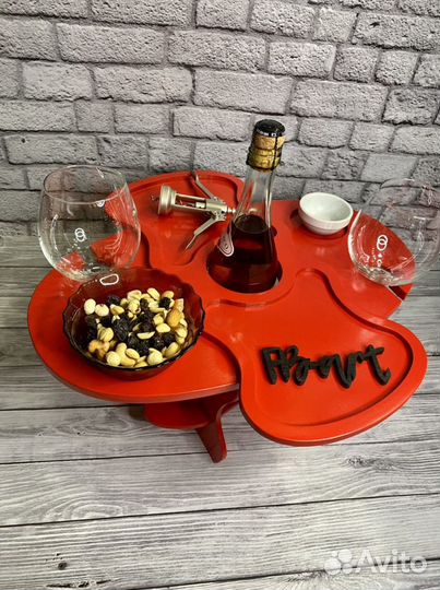 Винный столик