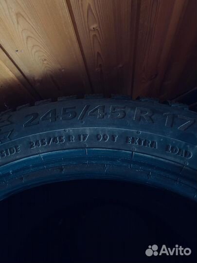 Continental IceContact 2 245/45 R17 99T