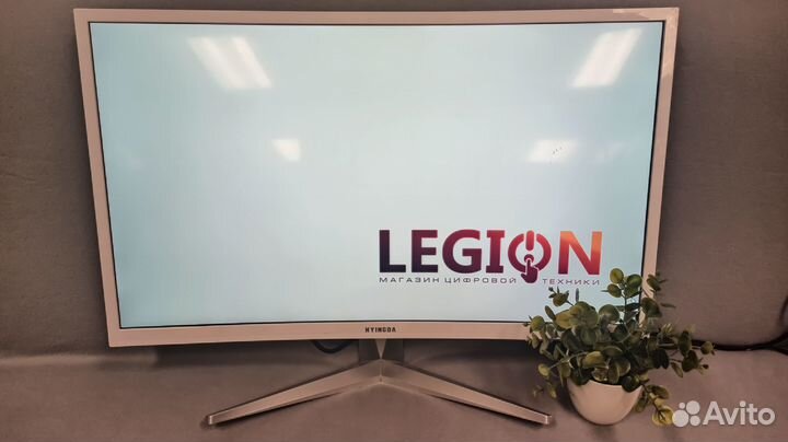 Изогнутый монитор 81 сантиметр IPS Full HD