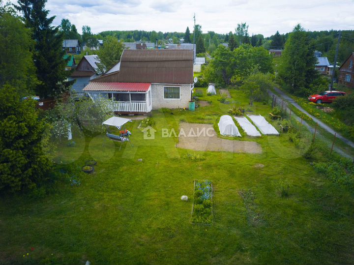 Дом 60 м² на участке 15,3 сот.