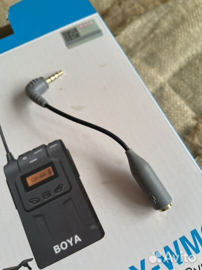 Микрофон петличный безпроводной boya BY-WM6