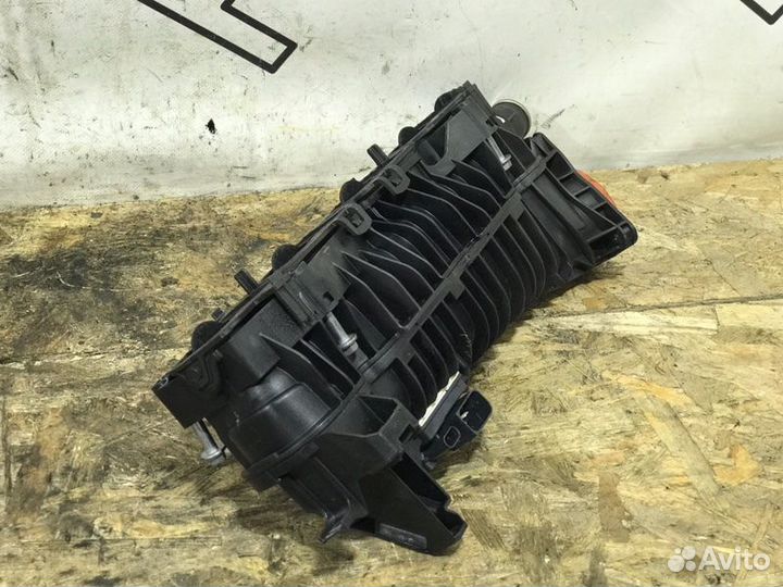 Коллектор впускной Bmw 3-Series F30 N47D20C До