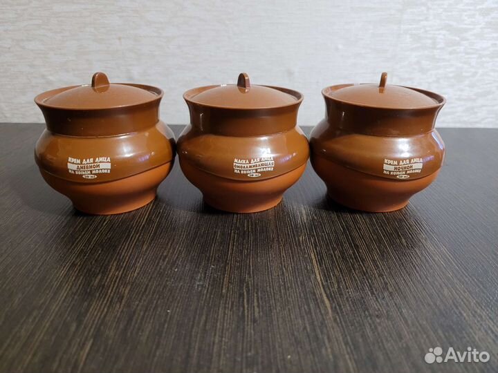 Банка глиняный горшок