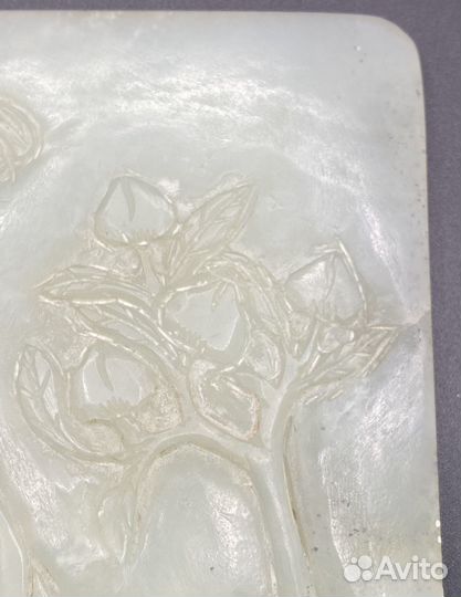 Плакетка. Нефрит. Китай. 19 век. Резьба