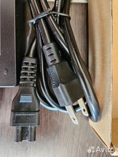 Зарядное устройство для ноутбука