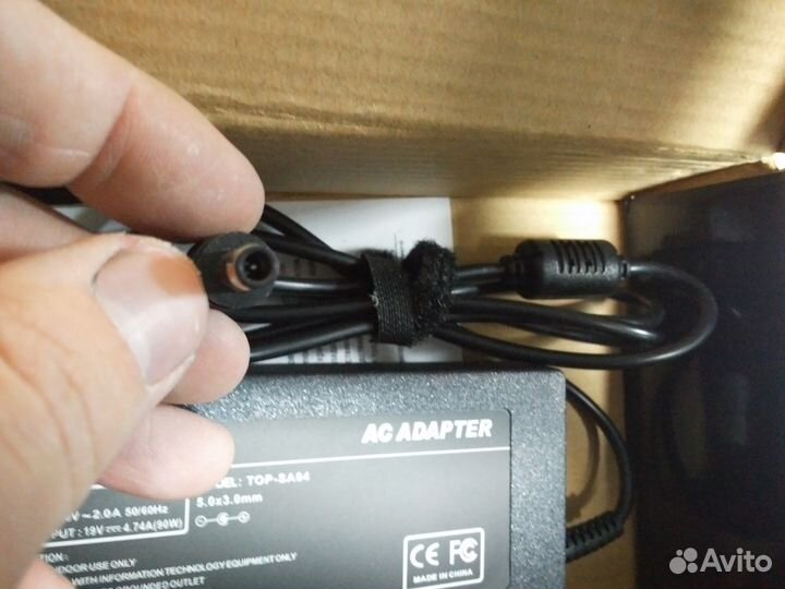 Блок питания для ноутбука - разные