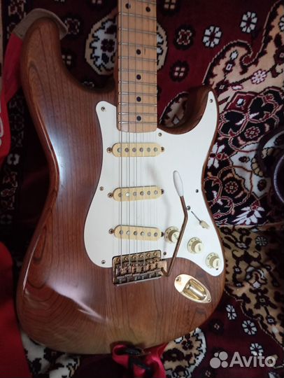 Электро гитара Fender Stratocaster (Япония)