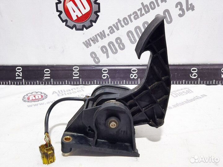 Педаль газа Mercedes-Benz actros A9413000104 (876)