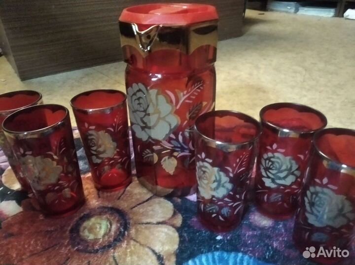 Графин и бокальчики 6 штук.Новое