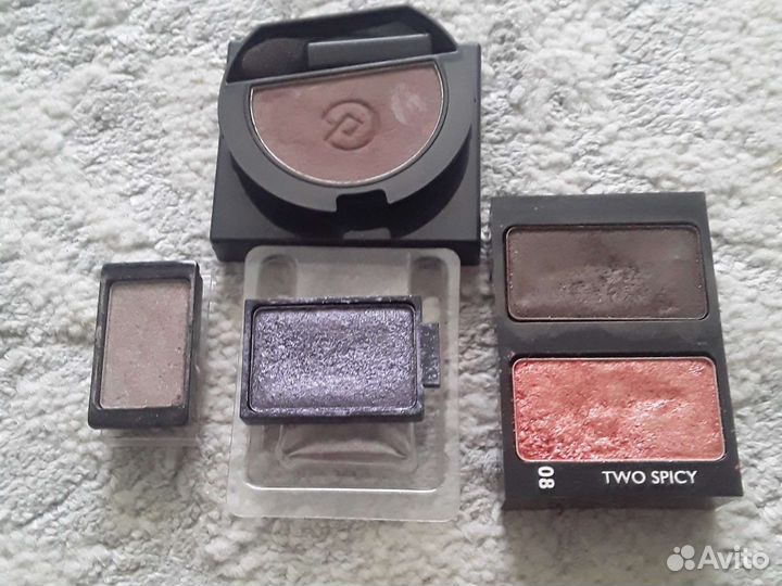 Тени для век