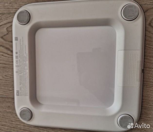 Xiaomi. Умные весы Mi SMART Scale 2