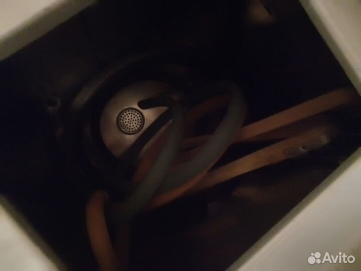 Стиральная машина с вертикальной загрузкой