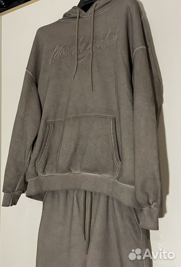 Спортивный костюм на флисе новый