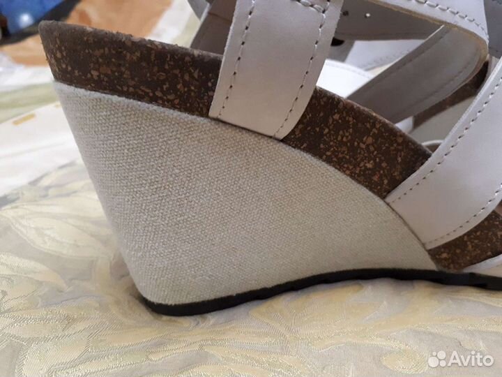 Босоножки clarks