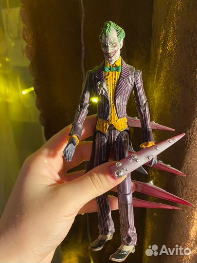 Joker arkham asylum,от компании dc collectibles