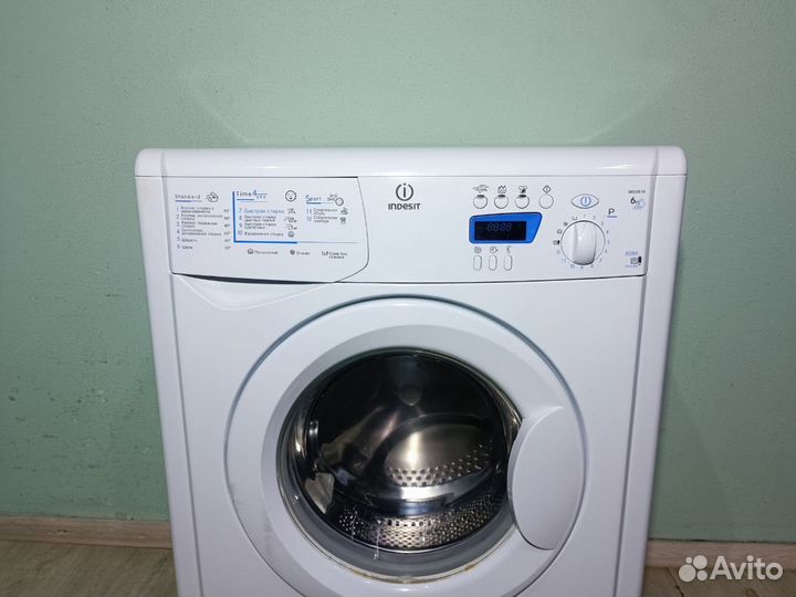 Стиральная машинка Indesit Wisxe 10 на 6 кг Гарант