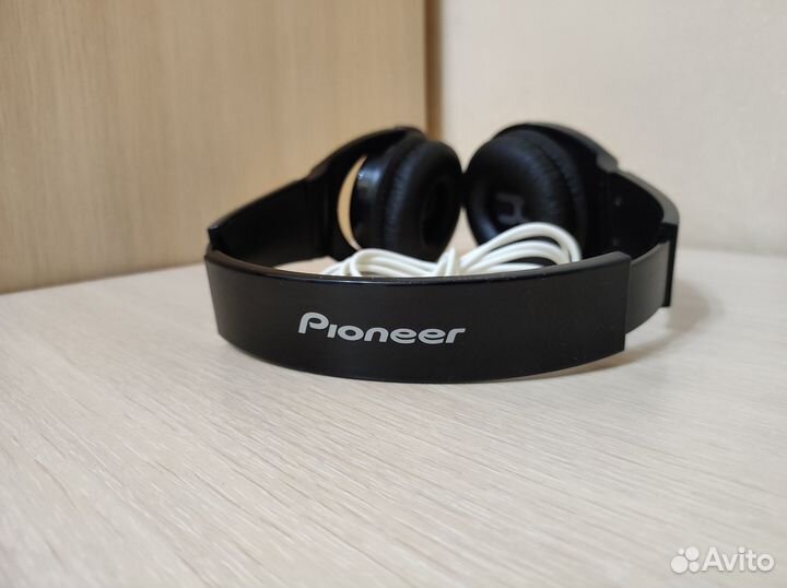 Наушники Pioneer SE-MJ751