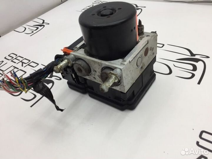 Блок abs Suzuki Grand Vitara TD54W J24B 2.4 2011