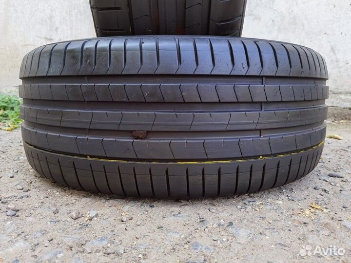 Pirelli P Zero 255/40 R21 102Y
