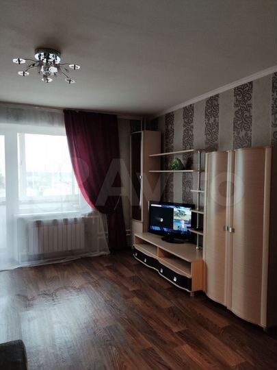 2-к. квартира, 65 м², 1/10 эт.