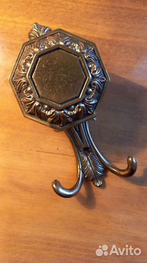 Новая ручка дверная,декоративная,литая (СССР)