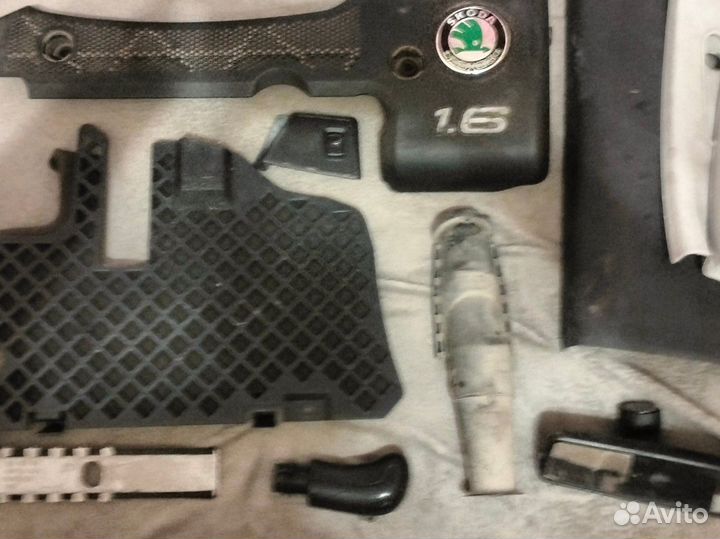 Пластик октавия А4 2001