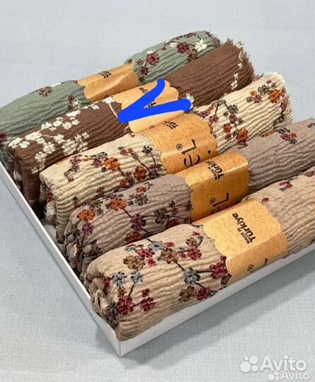 Женские шарфы и платки