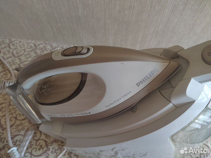 Утюг с парогенератором philips