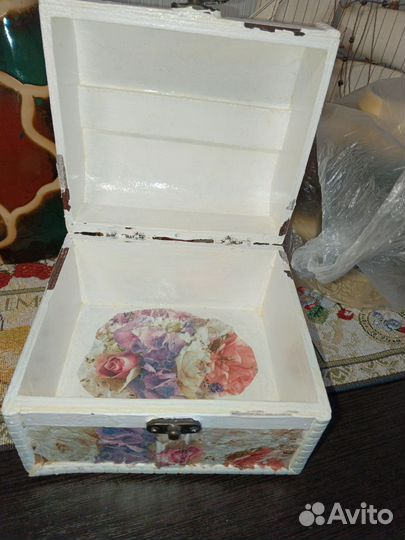 Шкатулка сундучок