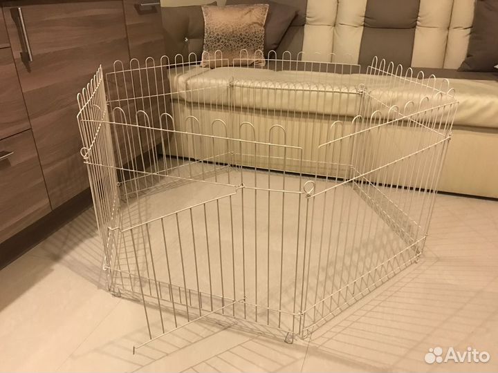 Вольер, клетка для животных белый