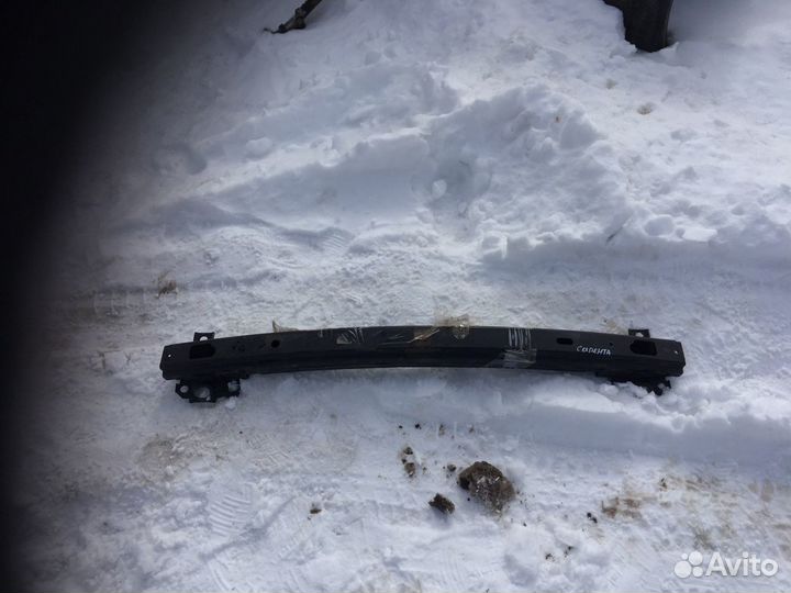 Kia sorento 2 передний усилитель бампера