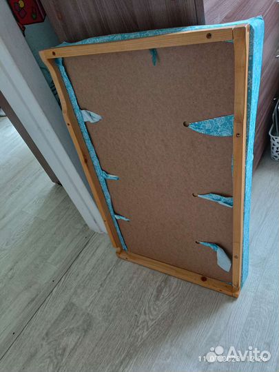 Пеленальный столик на кроватку